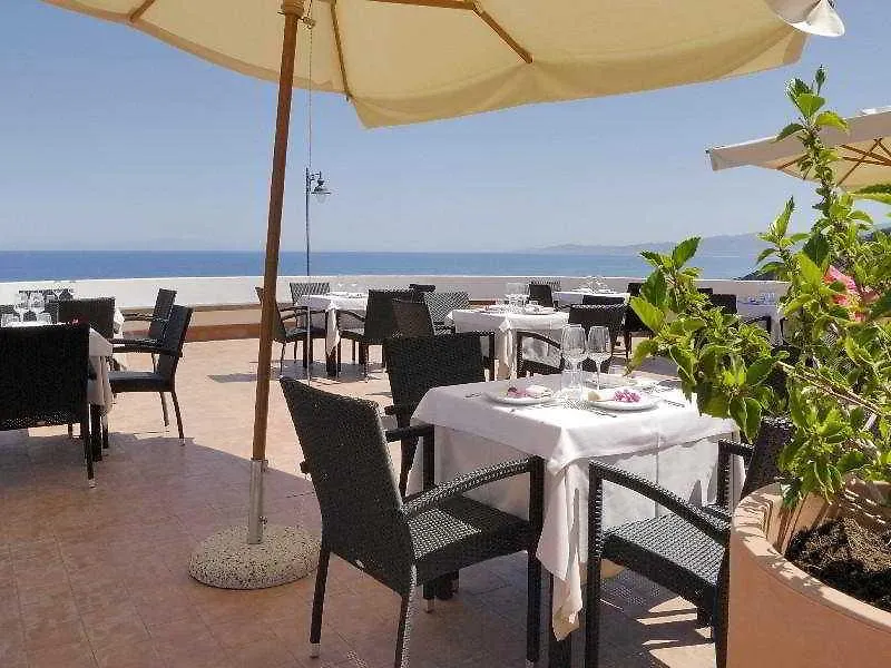 Lh Pedraladda Resort Castelsardo 4*,